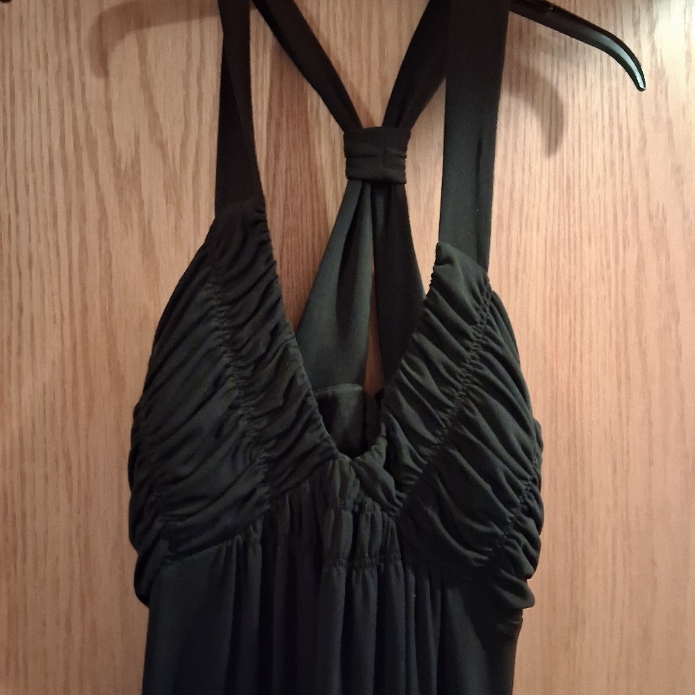 sunhee black gown, knotted open back, lightly padded, size 16, elegant